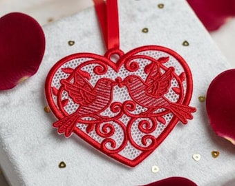 Diseño de bordado de pájaros del amor de FSL: San Valentín con encaje independiente (descarga instantánea)