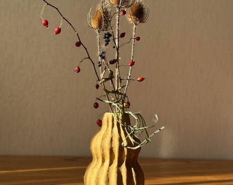 Venus Large Ceramic Vase, Handmade Textured Pottery for Dried Flowers, Zen Home Decor