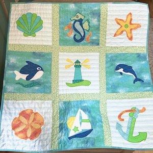 Seaside Baby Quilt: Cotton Fabrics, Chevron Flannel Backing