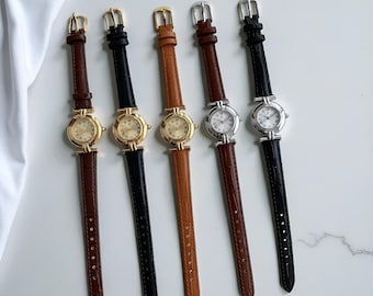 Vintage Leather Strap Watch: Classic Gold & Silver Retro Design