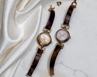 Vintage Armreif Uhr : Elegantes Schildpatt Armband Style in Gold