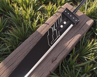 Final Fantasy VII Buster Sword Replica – Life-Size Steel Cosplay Display Blade