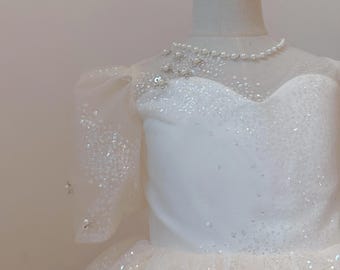 Tule strikjurk met kralen en pailletten champagne bloemenmeisjesjurk