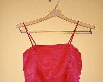 Vintage 90s spring summer clueless clubkid cropped tank top spaghetti strap shiny silky cherry red