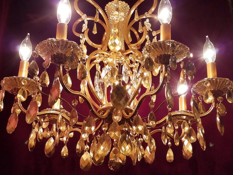 20h Golden Chandelier Lighting Gilt Brass and Crystal x 25w. Layaway Available