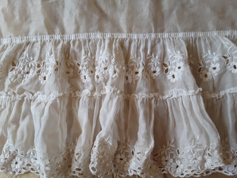 White Eyelet Bedspread Cotton Lawn Victorian Thru 1930 Etsy