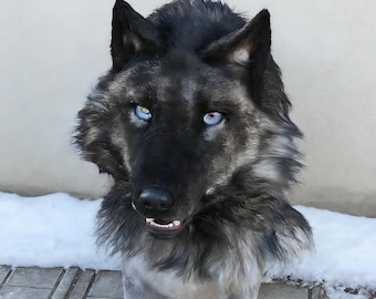Handmade Movable Jaw Wolf Head Realistic Fursuit Headpiece Furry Cosplay Mask Halloween Costumes Movie Costumes and Props Costume Head