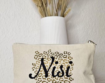 Personalized cork cosmetic bag in leopard print /girlfriend/bachelorette party/wedding/farewell/gift/wife/mom/