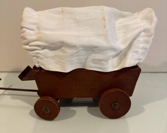 Vintage Planwagen aus Holz - Amerika 250-jähriges Jubiläum