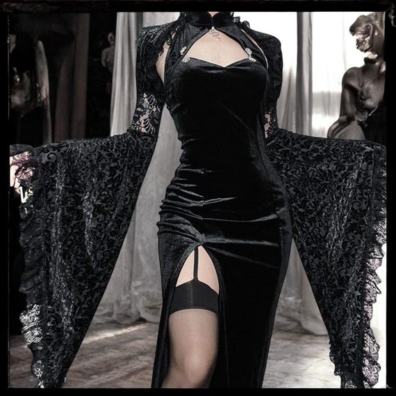 Black Dark Elegant Velvet Dress: Gothic Lace Flare Sleeve Grunge Split Cut-Out Fashion Dress