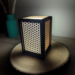 Lampada Shoji | Design giapponese | Luce calda e motivo intricato | Lampada da tavolo giapponese | Asanoha