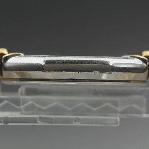 Nahezu neuwertige Vintage Christian Dior D45-204 24mm Damenuhr mit Datumsanzeige und goldenem Zifferblatt, hergestellt in Japan Bild 7
