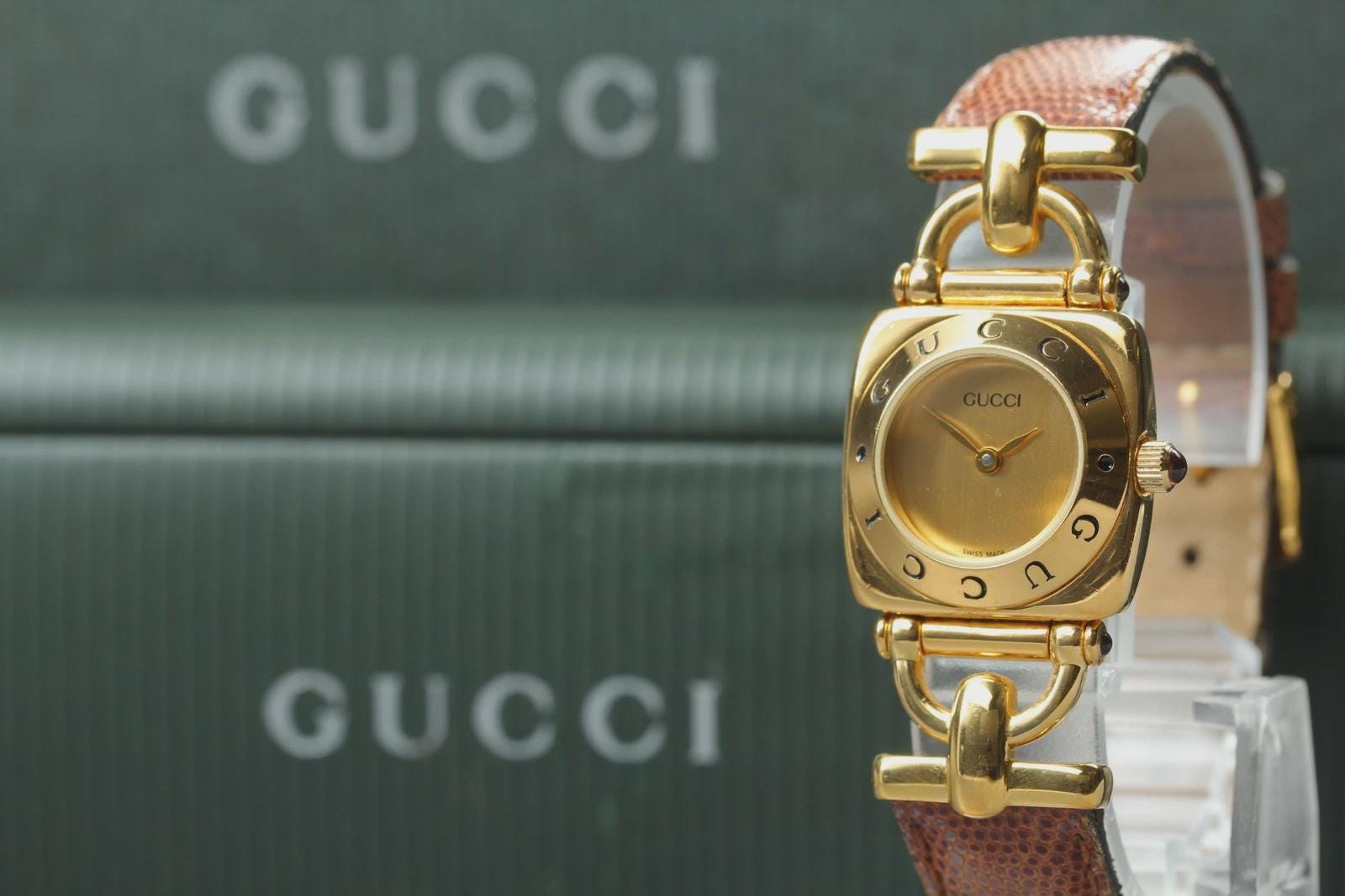 Vintage prada watch - Etsy 日本