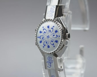 Near MINT Andre Mouche Swiss Qz Floral Enamel Cover Bangle Women's Watch JAPAN