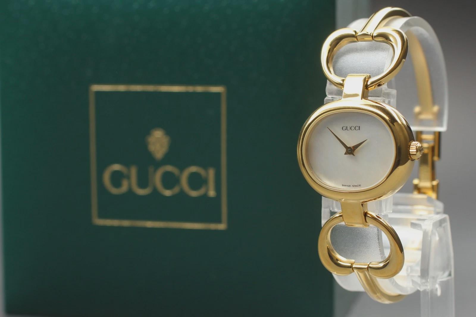 【希少】GUCCI グッチ 腕時計 1600 レディース シェル ゴールド USED Excellent] GUCCI 1600 White Shell Dial QZ Women's Watch No