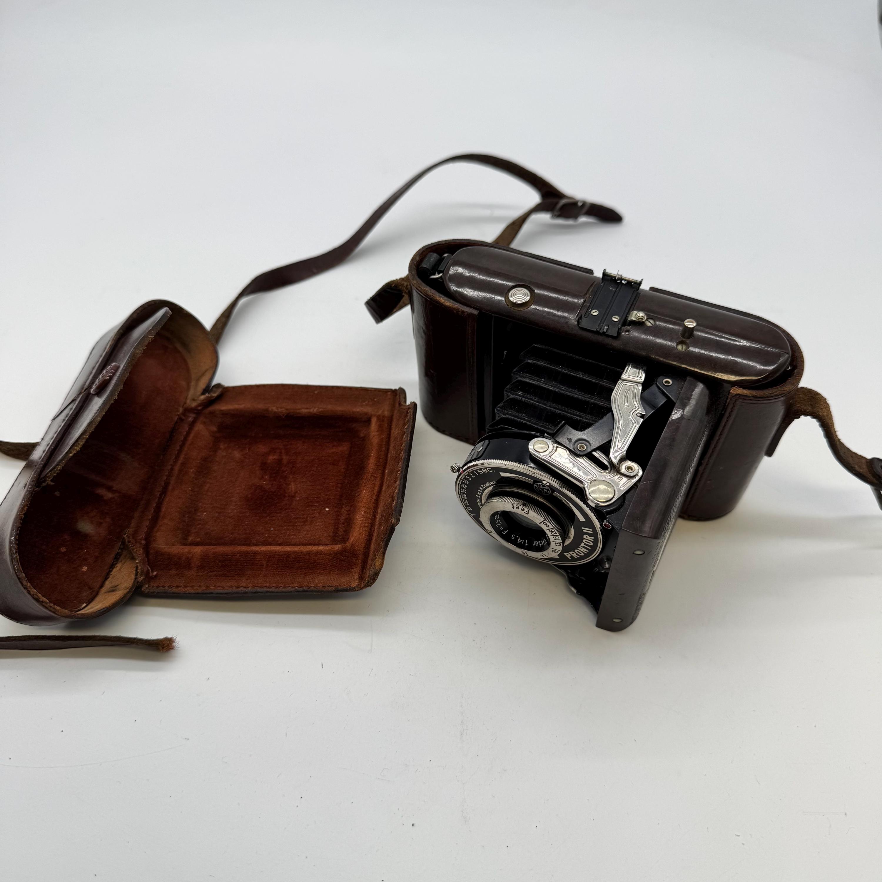 Prontor 2 1940s German Folding Bellows Camera - Prontor II & Victar Lens, Leather ...