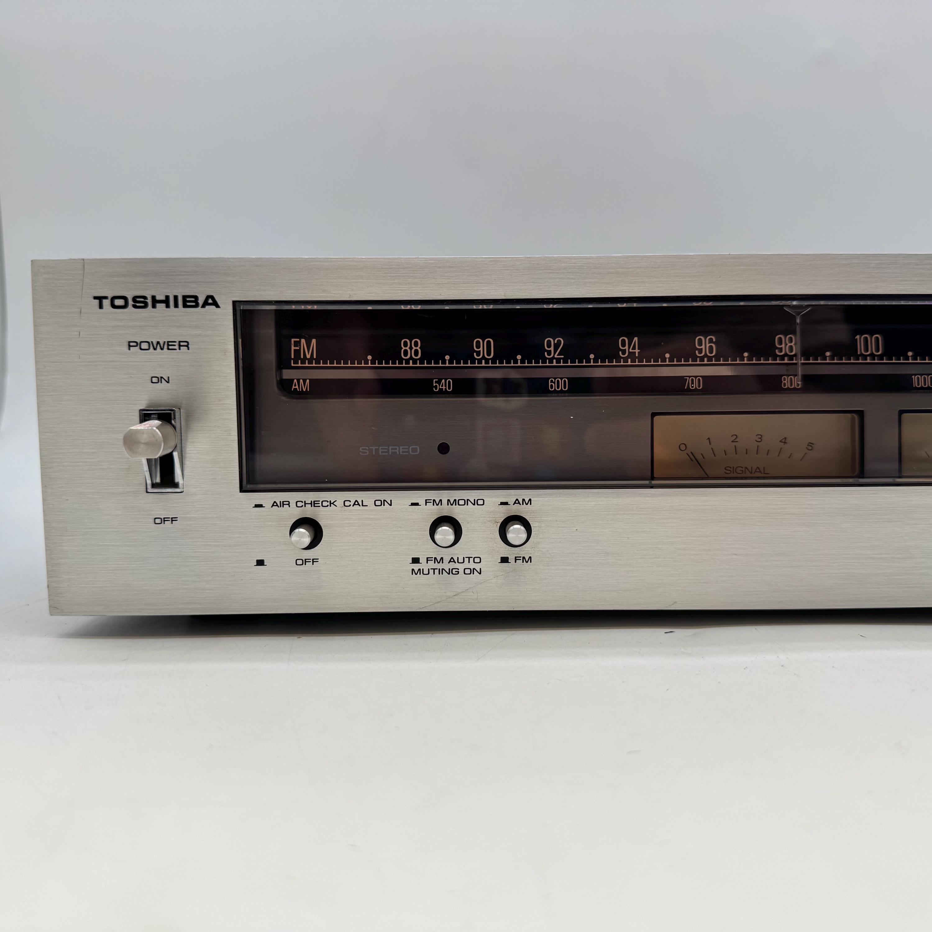 Vintage Toshiba ST-335 Stereo AM/FM Tuner Made in Japan Tested