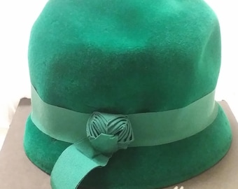 Kokin NEW YORK Straw Brimmed Hat Green Velvet Green Piping  display picture 3