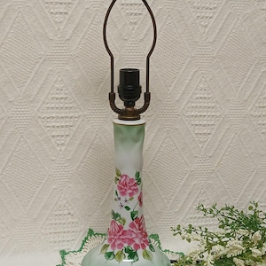 SHaBBy CHiC Hand Painted Floral Porcelain Table Lamp~CoTTaGe CHiC Table Lamp~ViNTaGe Table Lamp~Beautiful