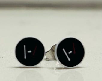 Pendientes con el logotipo de Twenty One Pilots Blurryface (8 mm)
