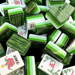 Grüner Bambus Amerikanisches Mahjong Set, Glänzende Acrylfliesen, Botanisches 160 Legespiel, Geschenk für Mahjongspieler und Sammler Bild 11