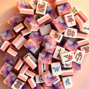 ピーチパープル麻雀ゲームセット、真珠光沢アクリル製アメリカン麻雀牌、麻雀コレクターへの芸術的な贈り物 画像 7