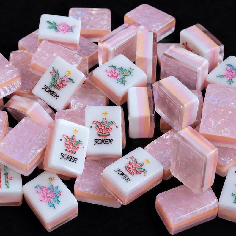 Set di Mahjong americano rosa perlato, tessere Mahjong floreali pastello, set da gioco in stile quarzo rosa, regalo per gli amanti del Mahjong immagine 8