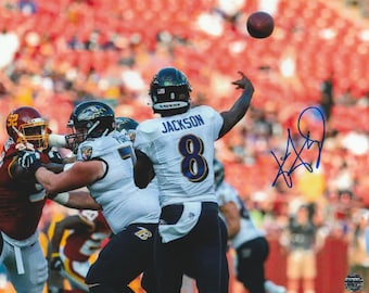 Lamar Jackson Autographed 8x10 Photo – Baltimore Ravens Memorabilia