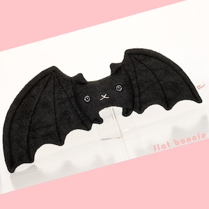 Bat plush, Bat stuffed animal, Kawaii bat soft toy doll, Cute fruit bat stuffy, Handmade gothic girl boy gift, Vampire plushie, Flat Bonnie