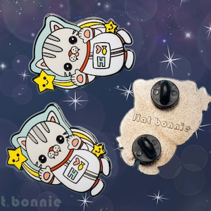 Cat enamel pin, Space Cat backpack pin, Kawaii hard enamel jacket pin, Cute animal jewelry, Cat lover gift, Kitty lapel pin, Flat Bonnie