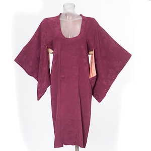 Deep Magenta Silk Jacquard Kimono Robe – Floral Patterned Lounge Wear Cover Up