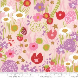 Growing Beautiful - Fleurs roses par Crystal Manning de Moda Fabrics