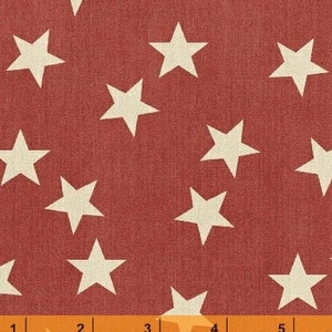 Pode incluir: Tecido vermelho com um padrão de estrelas brancas. As estrelas estão espalhadas aleatoriamente pelo tecido.