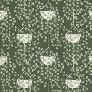 Könnte beinhalten: Ein sich wiederholendes Muster von Hängepflanzen mit herabhängenden Ranken und herzförmigen Blättern. Die Pflanzen befinden sich in weißen Töpfen, die an weißen Linien vor einem dunkelgrünen Hintergrund aufgehängt sind. Die Blätter sind hellgrün.