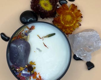 Hunter’s Moon Candle – Apple Maple Bourbon | Amethyst, Moonstone, Blue Lotus, Marigold, Garnet, Rose Petals, Gold Flakes | Autumn Ritual