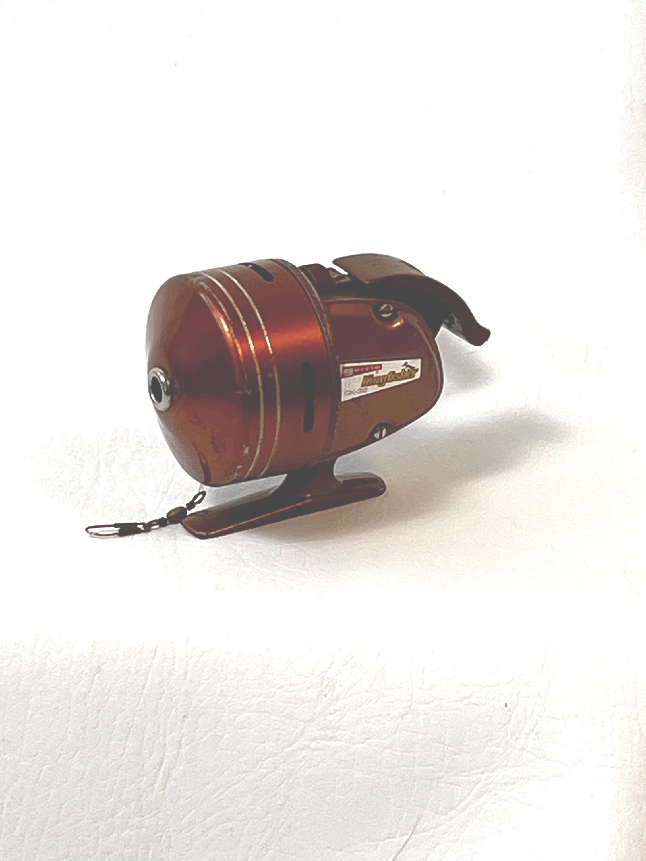 Vintage Spincast Reel - Etsy