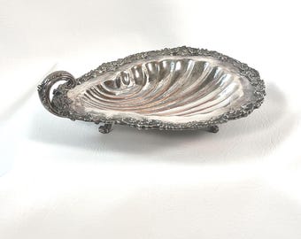 Vintage Silver Plated Rococo Shell Serving Dish – Ornate Scallop Clam Bowl w/ Handle