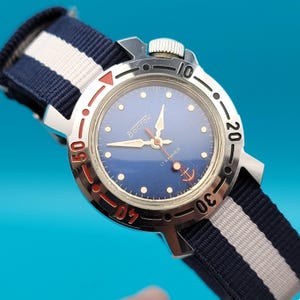 VOSTOK アンフィビア 17石 手巻き メンズ腕時計 青緑文字盤 旧ソ連