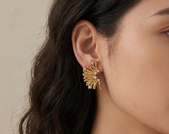 Pendientes de acero inoxidable con forma de sol, pendientes de circonita cúbica con forma de sol, pendientes llamativos para mujer (regalo)