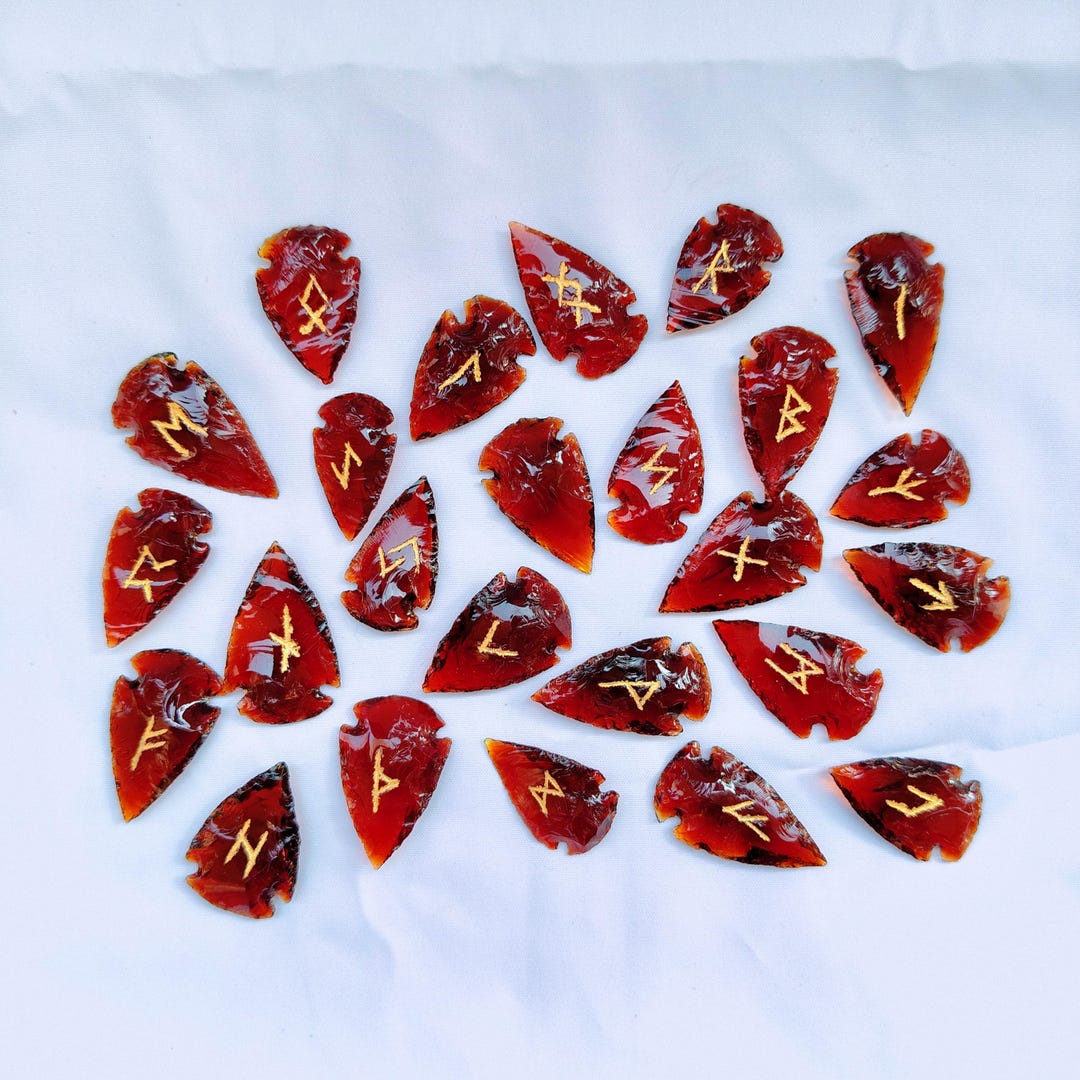 Red Obsidian Glass Arrowhead Rune Set Elder Futhark Engraved Runes on ...