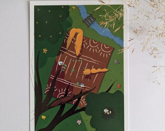 Pode incluir: Uma impressão artística lúdica com uma cena de jardim com um terreno marrom, cenouras e um rio azul. A ilustração tem um estilo de desenho animado com um fundo verde, árvores e pequenas flores. A impressão está em um fundo branco.