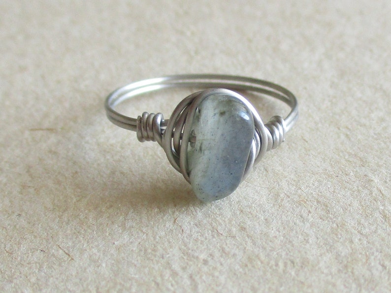 Labradorite gemstone ring stainless steel wire chip bead wire wrapped ring size 6 12