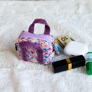 Mini Floral Duffle Bag Charm, Tiny Boston-Style Earpod Case, Small Organizer Keychain, Handmade Accessory