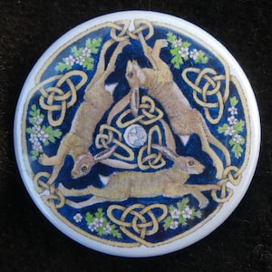 badge - three hares