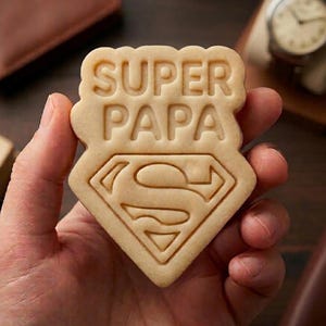 Super Papa Cookie Cutter, Superhero Dad Shield Stamp, Polymer Clay Cutter, Father's Day Gift Mold, Super Dad Plaque, Polyclay, DIY Craft