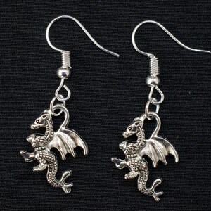 Dragon Boucles d'oreille 2cmfantastique conte mythique creature fee metal dragon image 3
