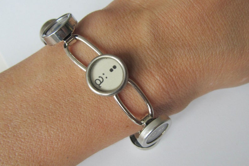 Typewriter Keys Letters Initials Typewriter Keys Bracelet Wristlet Dangle Upcycling Recycling Vintage 6 Characters