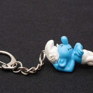 Vain Smurf keychain pendant key ring Smurfs with flower Kids Cartoon