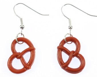 Pendientes de pretzel, mini pendientes de pretzel de mantequilla, pendientes colgantes, pretzel Oktoberfest, marrón