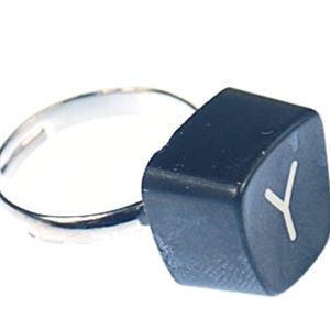 Anillo de letras Y llave de máquina de escribir vintage Miniblings cuadrado único Y